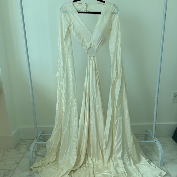 Cult Gaia Jasmin Silk Gown - Picture 6 of 13